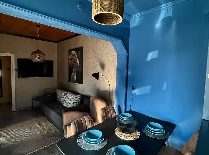 Lampsakou Suites 2-Bedroom House In Volos