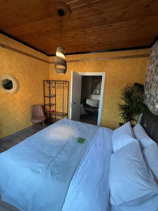 Lampsakou 2-bedroom House In Holiday home *